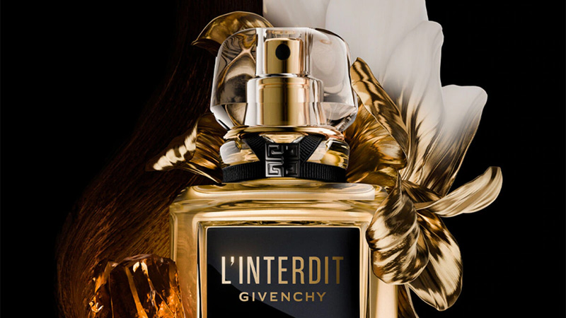 Desejo proibido. Elegância Absoluta. Givenchy revela L'Interdit Parfum